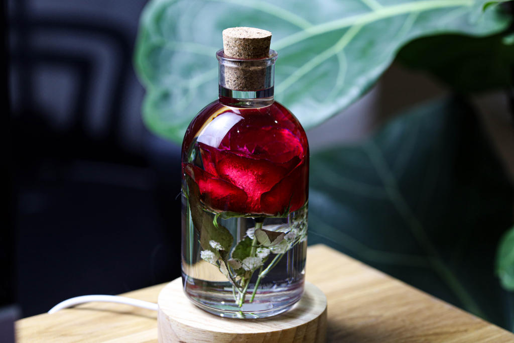 Enchanted Rose epoxy lamp