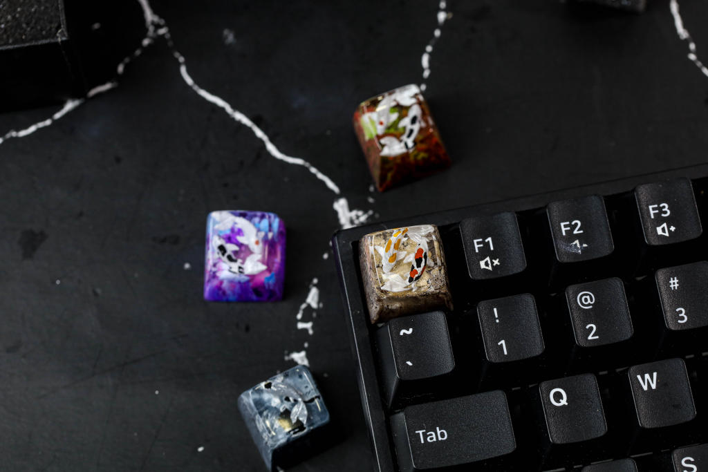 SA profile Gold Koi Keycap Artisan keycap