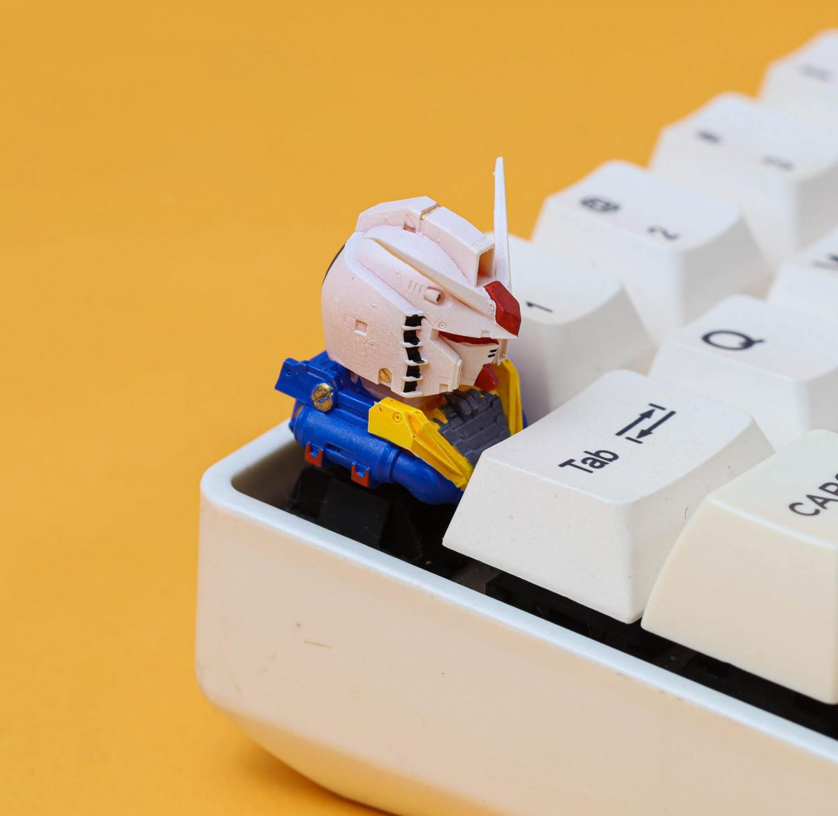 Gundam artisan keycap